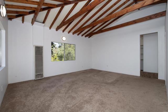 25311 Jesmond Dene Road, Escondido CA: https://media.crmls.org/mediaz/bd0e2a2e-5467-4df6-9c1b-3c13a45221d2.jpg