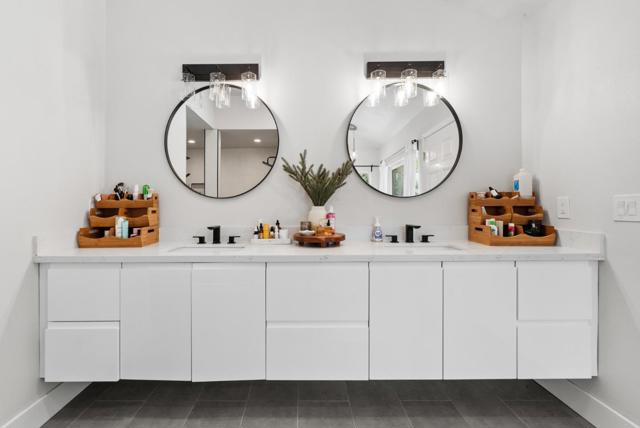 532 Moonrise Lane, Aptos CA: https://media.crmls.org/mediaz/bd0e8976-89ad-4ced-a208-dbb69c593aec.jpg