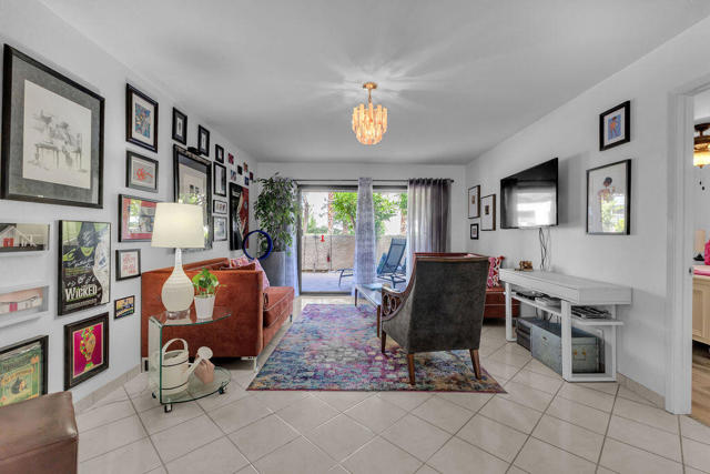 Image 12 of 35 For 2180 Palm Canyon Drive 34
