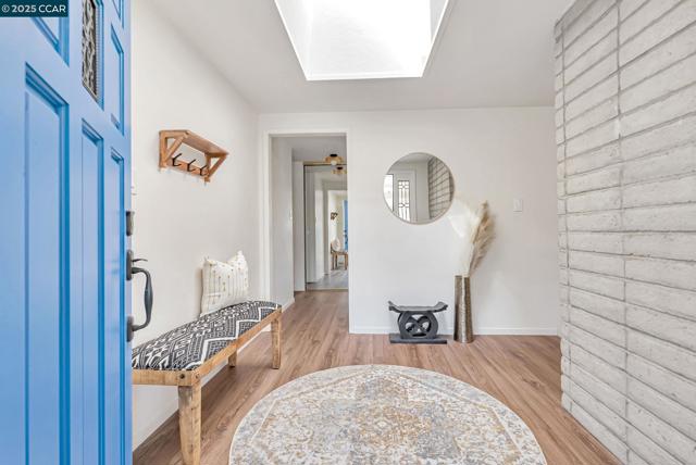 1836 Boxwood Dr, Concord CA: https://media.crmls.org/mediaz/bd10c2b9-ab66-49bb-b1a7-8bb3a3f3de2c.jpg