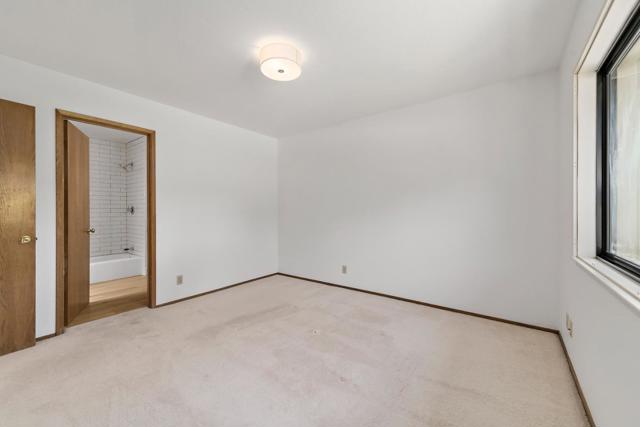 14449 Liddicoat Circle, Los Altos Hills CA: https://media.crmls.org/mediaz/bd10ee5b-9b47-4044-aa64-90543eafd92a.jpg