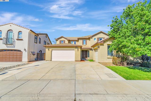 5675 Arcadia Cir, Discovery Bay CA: https://media.crmls.org/mediaz/bd1197ce-3552-4aee-bb1a-169933da20ee.jpg