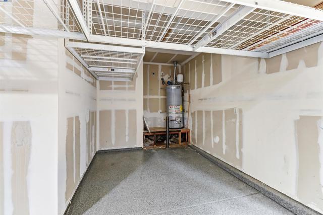 5512 Sagehen Ct, Loomis CA: https://media.crmls.org/mediaz/bd1303d6-0d23-4ce2-ab7a-2556730a906f.jpg