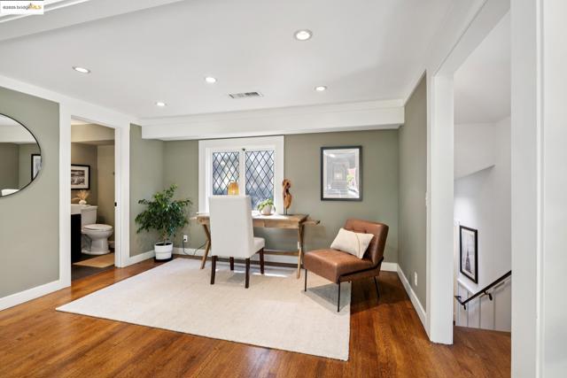 38 Bonita Ave., Piedmont CA: https://media.crmls.org/mediaz/bd130eb5-552d-4aa3-af62-bb0fad555ba3.jpg