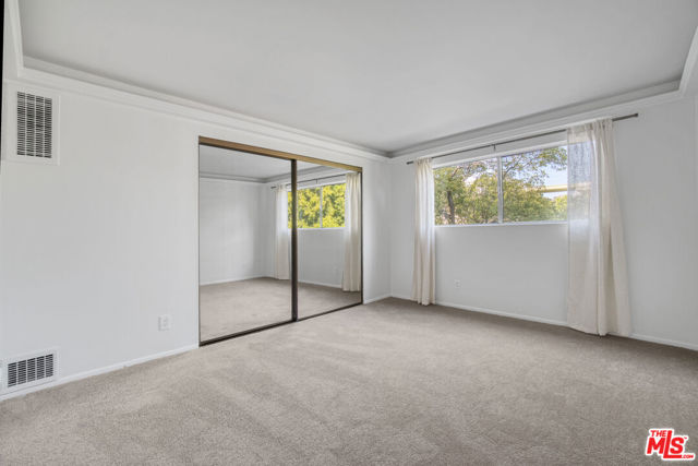 1323 S Carmelina Avenue, Los Angeles CA: https://media.crmls.org/mediaz/bd1472bc-b66f-4064-96a2-8f33178a739c.jpg