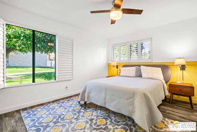 2180 S Palm Canyon Drive, Palm Springs CA: https://media.crmls.org/mediaz/bd14a787-6238-4478-b442-1bb6ecc3bb1a.jpg
