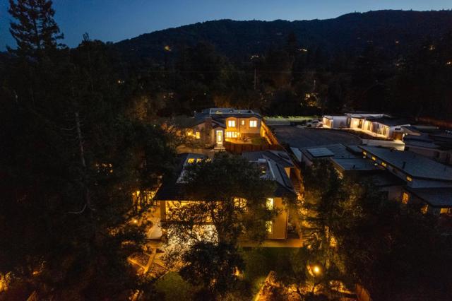 18061 Saratoga Los Gatos Road, Monte Sereno CA: https://media.crmls.org/mediaz/bd1558ba-b157-4a4e-bad9-752849eddf4e.jpg
