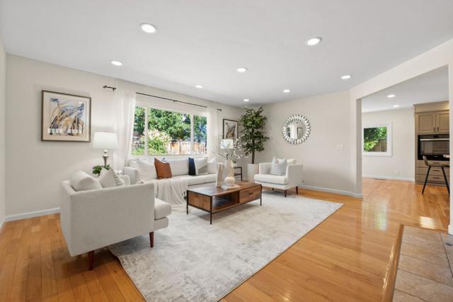 1544 Klamath Drive, Sunnyvale CA: https://media.crmls.org/mediaz/bd157bad-3ca8-440f-be6c-eb508b8f16ef.jpg