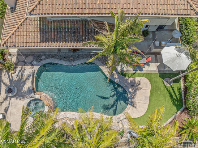 3901 Via Verde, Thousand Oaks CA: https://media.crmls.org/mediaz/bd160bf3-ae6a-4606-bbda-a8755e454af4.jpg