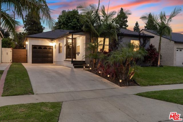 5216 Fidler Avenue, Lakewood CA: https://media.crmls.org/mediaz/bd1624d2-9c82-4647-a5ae-d0a127d806d1.jpg