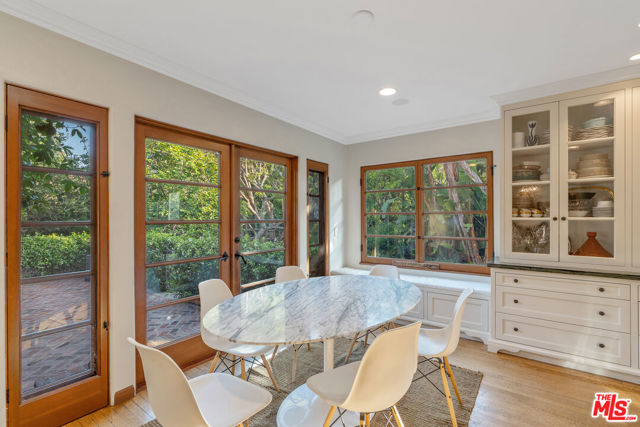 221 S Beverly Glen Boulevard, Los Angeles CA: https://media.crmls.org/mediaz/bd165c7b-21db-4c77-946e-926d3d582468.jpg