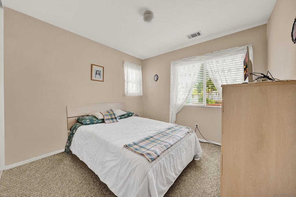 MLS #250033559SD image #38