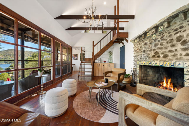 141 Lake Sherwood Drive, Lake Sherwood CA: https://media.crmls.org/mediaz/bd183eb1-d507-4f56-856c-d2bbcad82f5b.jpg