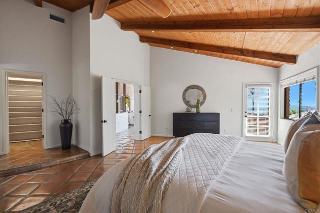 Image 39 of 75 For 3250 Venado Street