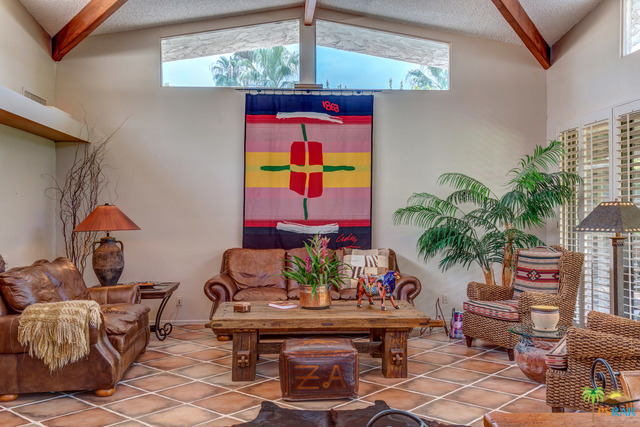 MLS #219124940PS image #4