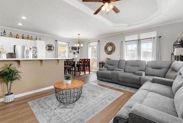 Detail Gallery Image 4 of 25 For 718 Sycamore Ave #14,  Vista,  CA 92083 - 3 Beds | 2 Baths