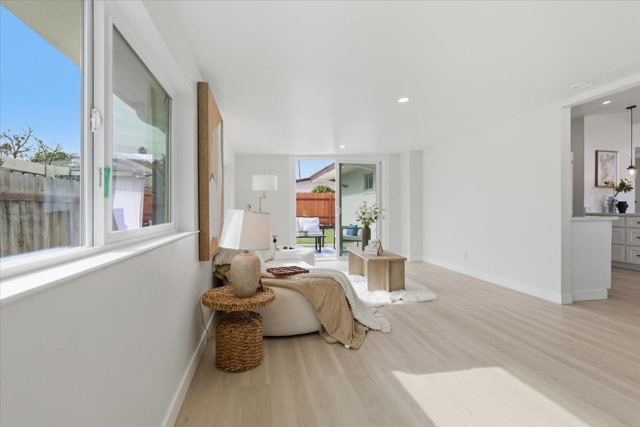 27707 La Porte Ave, Hayward CA: https://media.crmls.org/mediaz/bd197a78-b08f-43f9-a623-f62d4b8af567.jpg