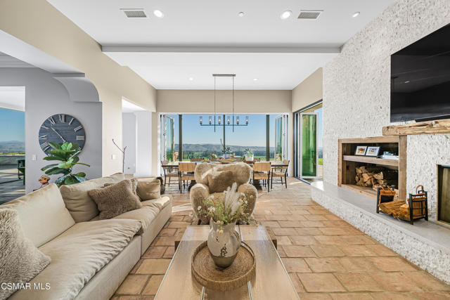 1451 E La Loma Avenue, Somis CA: https://media.crmls.org/mediaz/bd199e56-2ab9-42b7-a6cc-820ab9c6f448.jpg