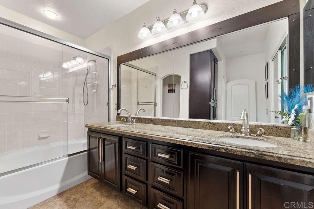 2712 Villas Way - photo 15