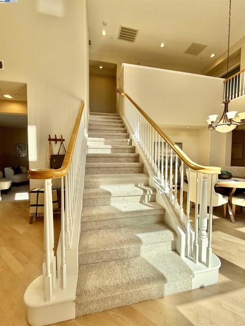 752 Barleta Ln, Livermore CA: https://media.crmls.org/mediaz/bd1a743a-8568-4671-8dc4-25b33524a081.jpg