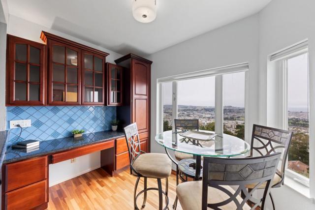 323 Green Ridge Drive, Daly City CA: https://media.crmls.org/mediaz/bd1a9d75-9a3d-464e-ab0a-6ecc50895af2.jpg
