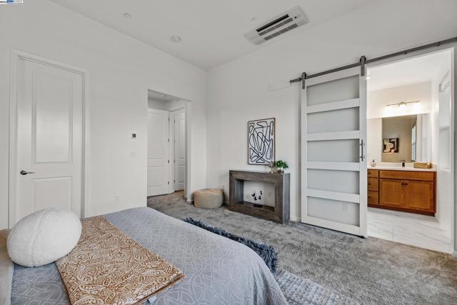 5394 Arnold Rd, Dublin CA: https://media.crmls.org/mediaz/bd1aaec7-00fb-4d7f-b03f-72023131c8c5.jpg