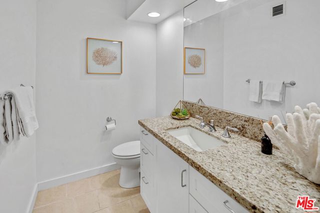 201 OCEAN Avenue, Santa Monica CA: https://media.crmls.org/mediaz/bd1c1469-9e9d-466d-9210-b0b7c993310f.jpg