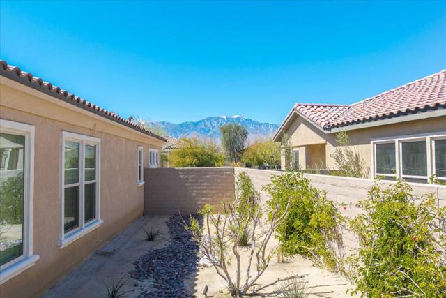 57 Syrah, Rancho Mirage CA: https://media.crmls.org/mediaz/bd1c5d37-37a6-4e6e-9eb7-82718092edb9.jpg