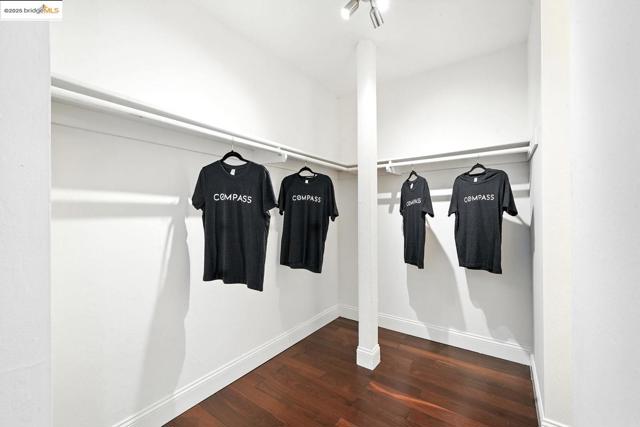 1814 Wildbrook CT, Concord CA: https://media.crmls.org/mediaz/bd1cf214-dbc4-4c1c-851d-3355c136c6f1.jpg