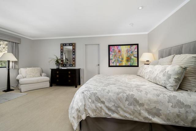 40480 Via Entrada, Rancho Mirage CA: https://media.crmls.org/mediaz/bd1e36d1-6bed-452f-99ab-43041ce4a1e2.jpg