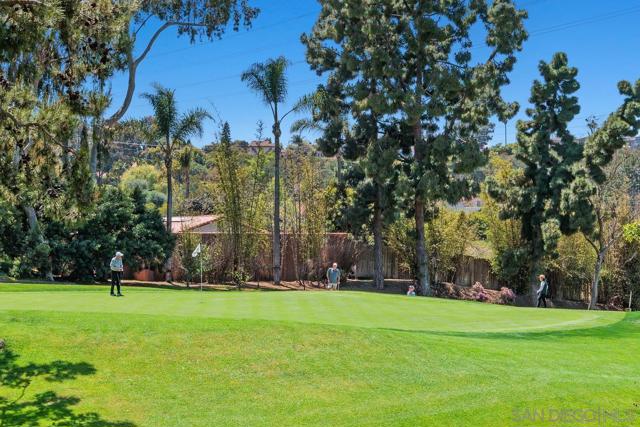 159 Mexicali Ct, Solana Beach CA: https://media.crmls.org/mediaz/bd1eb924-9255-4050-8c4f-c719c5b1f41d.jpg
