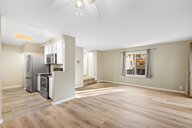 Detail Gallery Image 30 of 46 For 8448 via Sonoma #100,  La Jolla,  CA 92037 - 2 Beds | 1/1 Baths