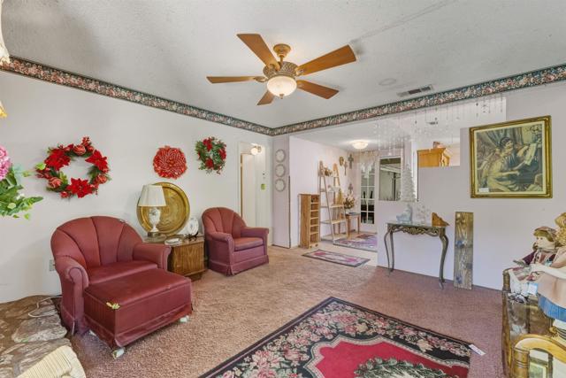 Detail Gallery Image 32 of 58 For 1637 Oak Hill, Escondido,  CA 92027 - 3 Beds | 2 Baths