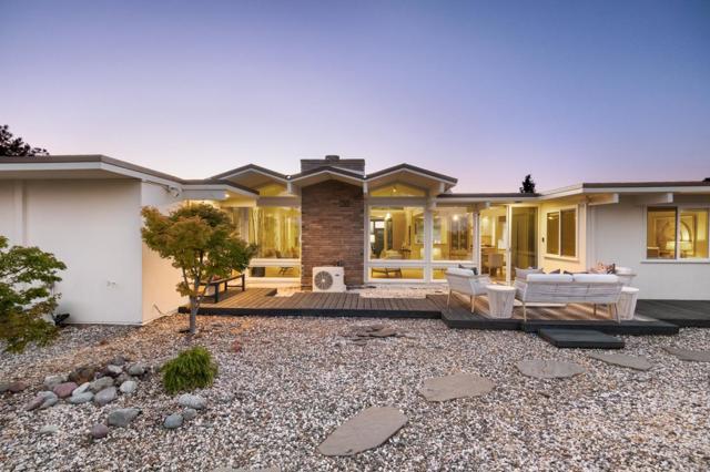 2989 Dolores Way, Burlingame CA: https://media.crmls.org/mediaz/bd202c84-6c4b-4838-aced-ae611932d4d7.jpg