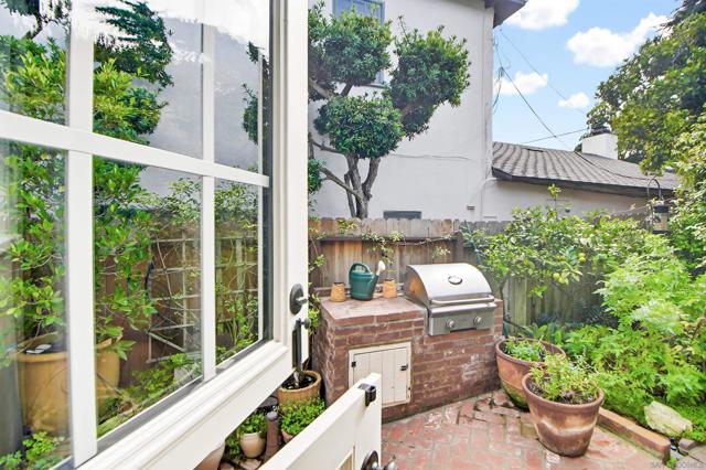 3039 Dumas Street, San Diego CA: https://media.crmls.org/mediaz/bd213468-85a1-4764-9d1c-5834d5792502.jpg