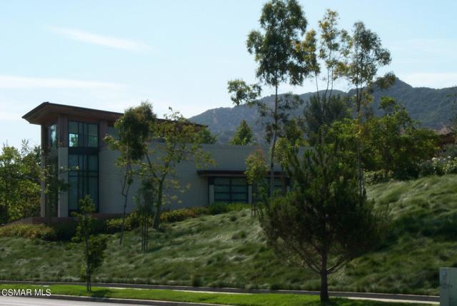 1285 Landsburn Circle, Westlake Village CA: https://media.crmls.org/mediaz/bd21d3aa-487c-4bc0-8a94-966dc74c7959.jpg