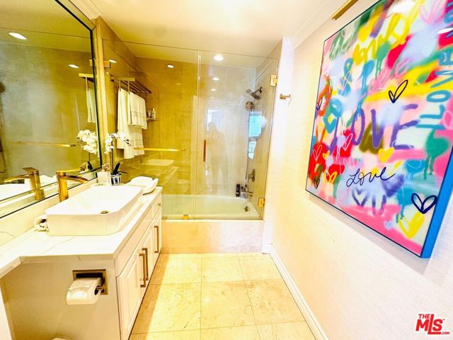 2220 Avenue Of The Stars, Los Angeles CA: https://media.crmls.org/mediaz/bd2217ba-192d-4e00-a473-453e34b79c7a.jpg