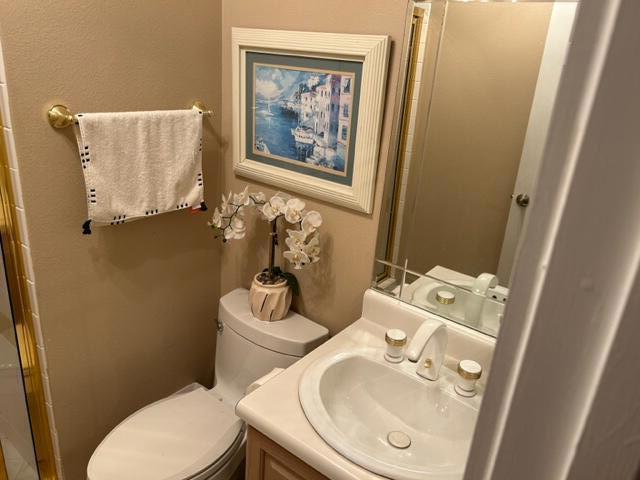 73671 Half Way Drive, Palm Desert CA: https://media.crmls.org/mediaz/bd23d69d-ca6c-478e-b726-b99612d6acda.jpg