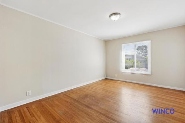 167 Glenwood Avenue, Daly City CA: https://media.crmls.org/mediaz/bd2452c4-3168-4c67-a5c2-9af746b54818.jpg