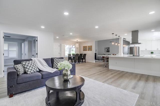 12580 Oaks North Drive, San Diego CA: https://media.crmls.org/mediaz/bd24659e-5e3e-4c2a-b675-4ff117cdd8e8.jpg