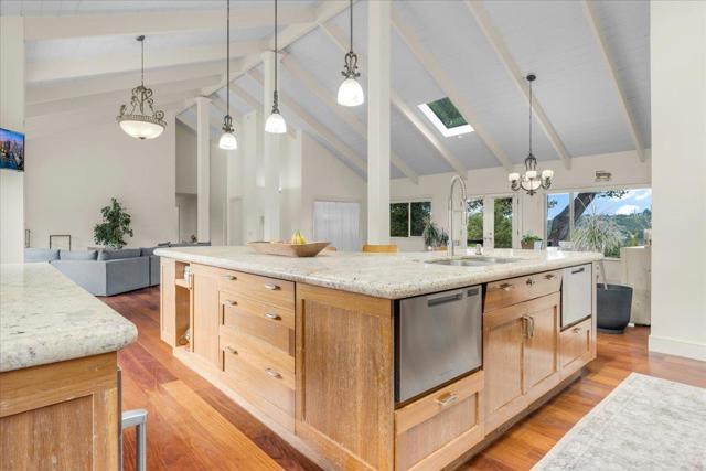1501 Hidden Valley Road, Soquel CA: https://media.crmls.org/mediaz/bd2557b5-518d-425b-b31e-33c1d4a4d2fd.jpg