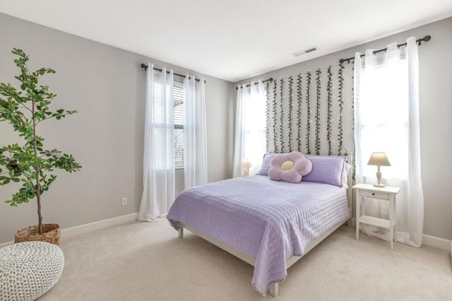 2645 Muirfield Way, Gilroy CA: https://media.crmls.org/mediaz/bd26a1e7-2d81-4262-a48a-bc956f0fd6f5.jpg