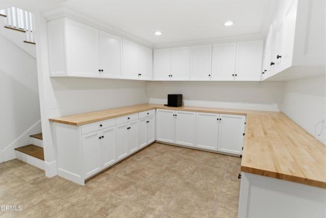 5 Bed Home for Sale in Los Angeles, California