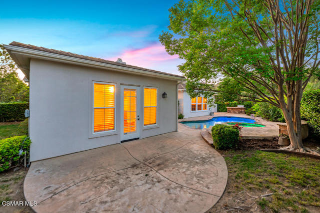 1048 Via Adorna, Newbury Park CA: https://media.crmls.org/mediaz/bd26e06a-8fc5-47dc-8614-9ae2a8672754.jpg