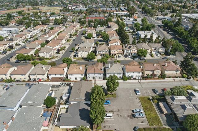 1145 Arabelle Way, San Jose CA: https://media.crmls.org/mediaz/bd27420b-22b1-4336-943e-32429de053d8.jpg