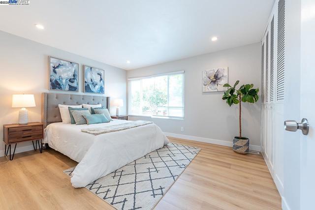 4562 Deerfield Ter, Fremont CA: https://media.crmls.org/mediaz/bd278bc7-bdf8-455a-bb0a-cfcd543cd293.jpg
