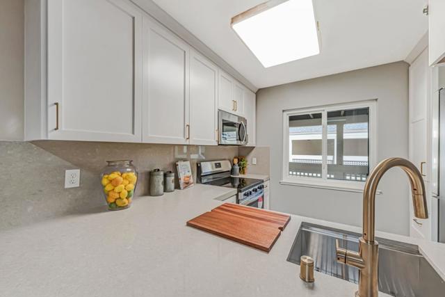 453 Alberto Way, Los Gatos CA: https://media.crmls.org/mediaz/bd28ab0d-2c7b-40d6-9655-266631942b52.jpg