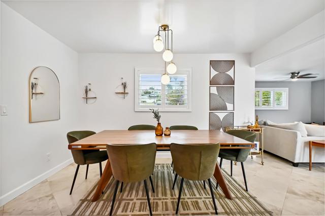 3435 Ann Drive, Carlsbad CA: https://media.crmls.org/mediaz/bd2a07e6-f21a-436a-8acb-84d2aeac9dee.jpg