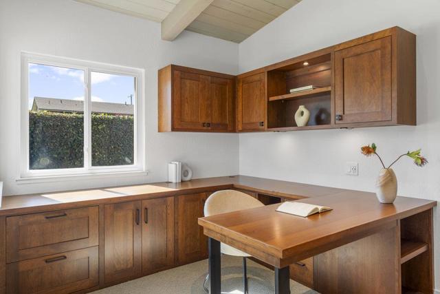 599 Dawn Drive, Sunnyvale CA: https://media.crmls.org/mediaz/bd2b25ea-3bb5-4a78-9dde-30c4a1bbbcd1.jpg