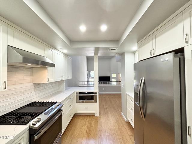 4987 Sullivan Street, Ventura CA: https://media.crmls.org/mediaz/bd2bb23e-b67b-4418-8b8e-6acb72676cfd.jpg